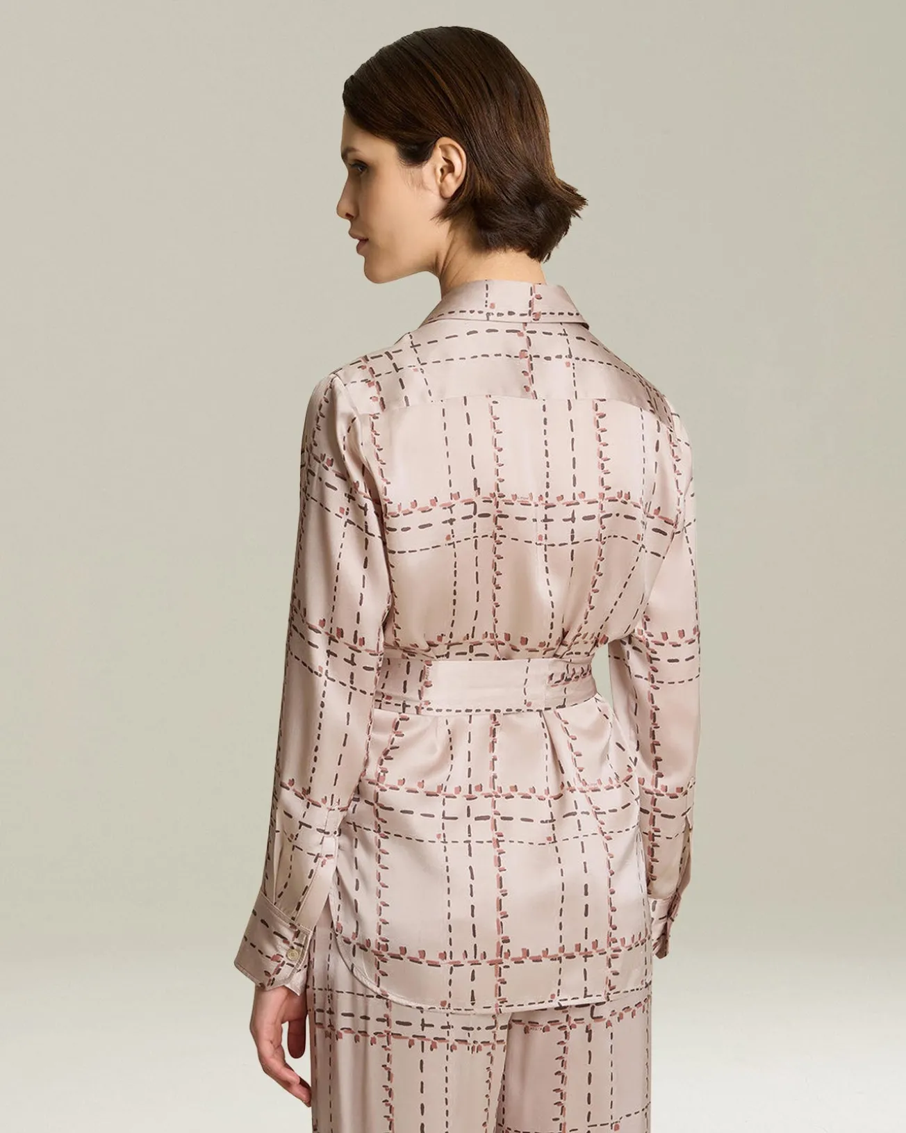 Camicia 100% seta rosa con stampa geometrica