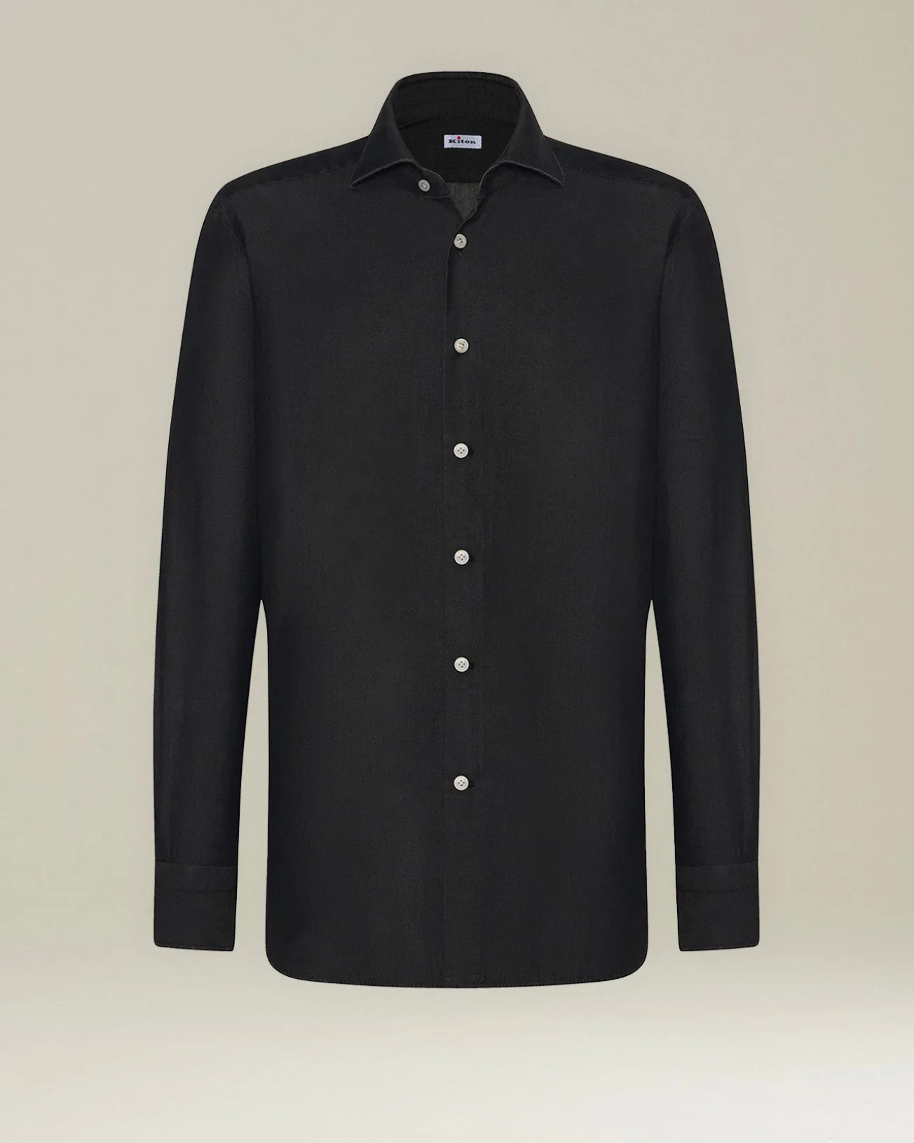 Camicia casual in denim nero con bottoni in madreperla