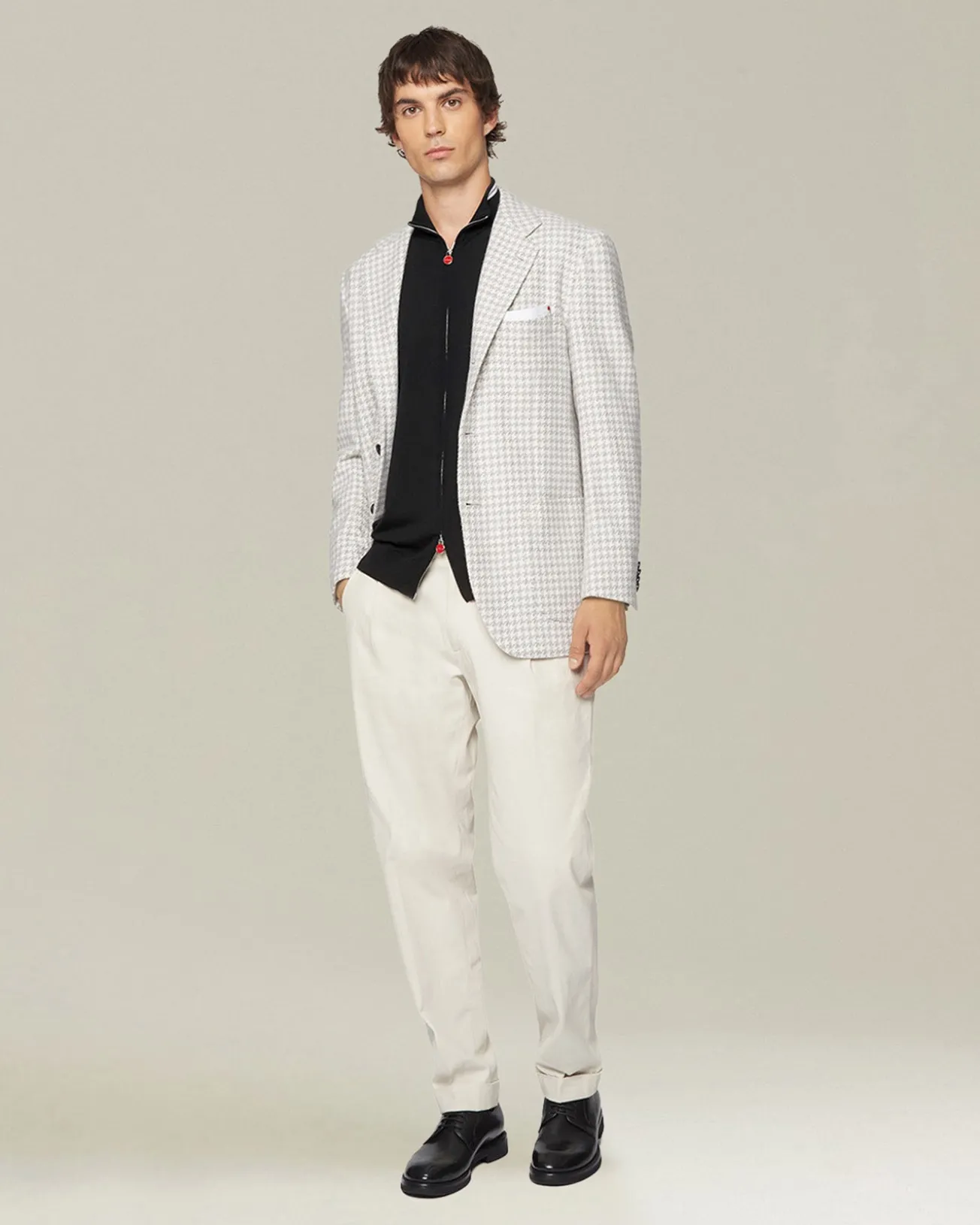Cardigan con zip nero e bianco in filato di lana
