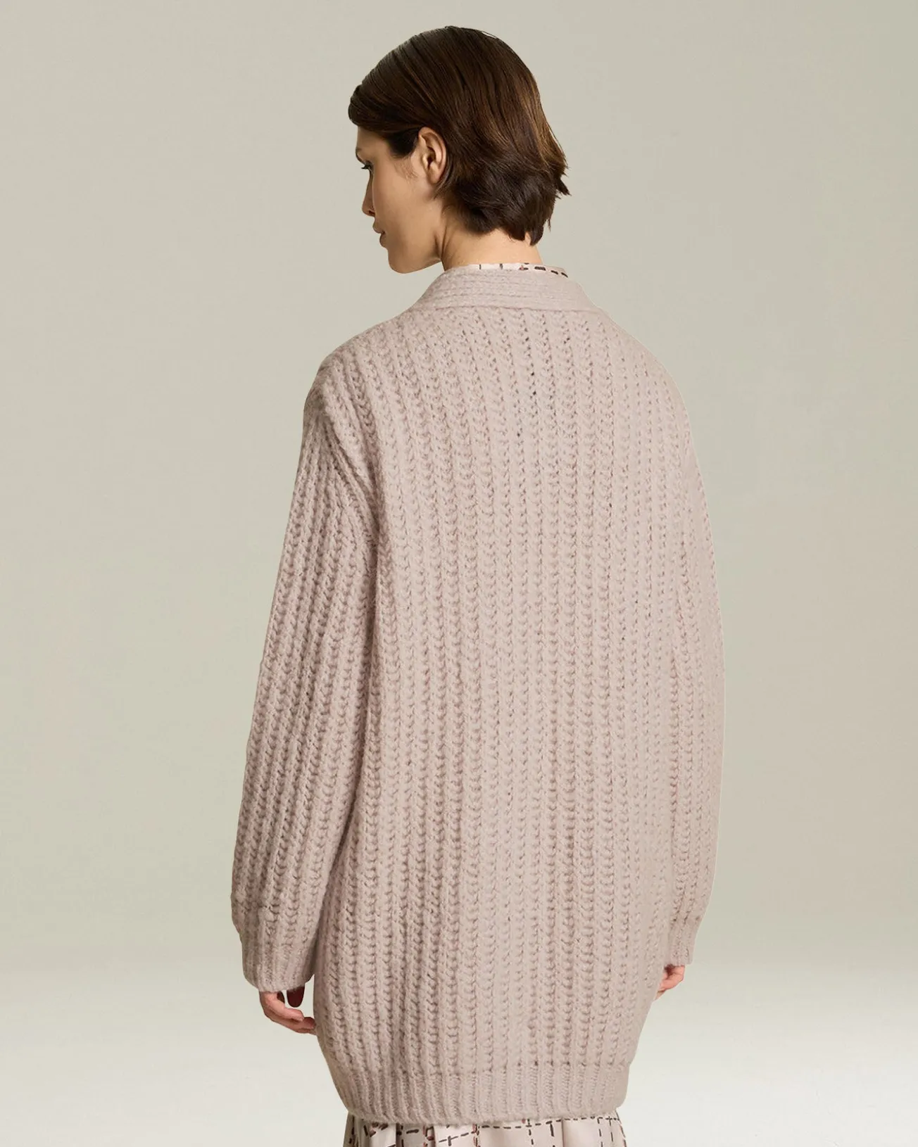Cardigan scollo a V trecce in Cashmere e Seta