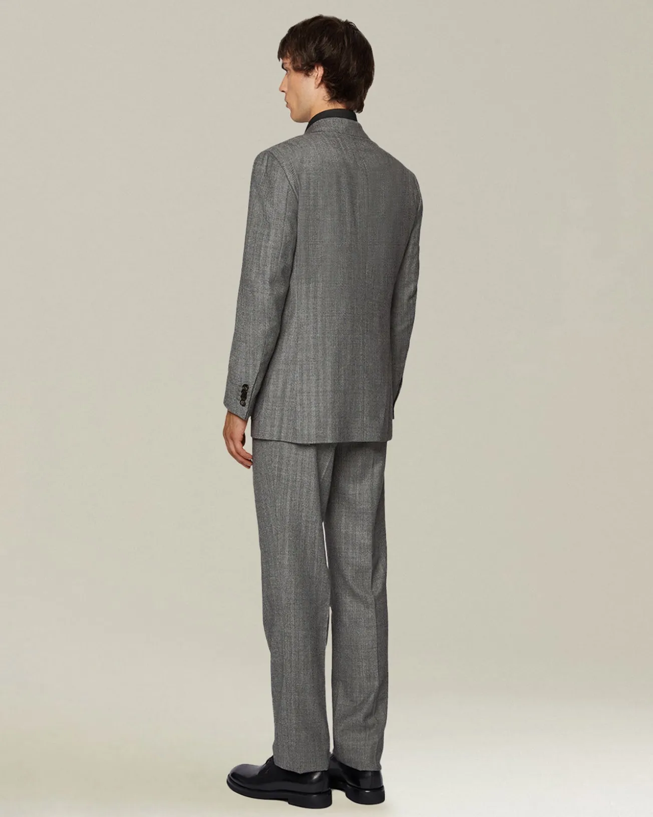 Completo uomo sartoriale in Lana Spigata