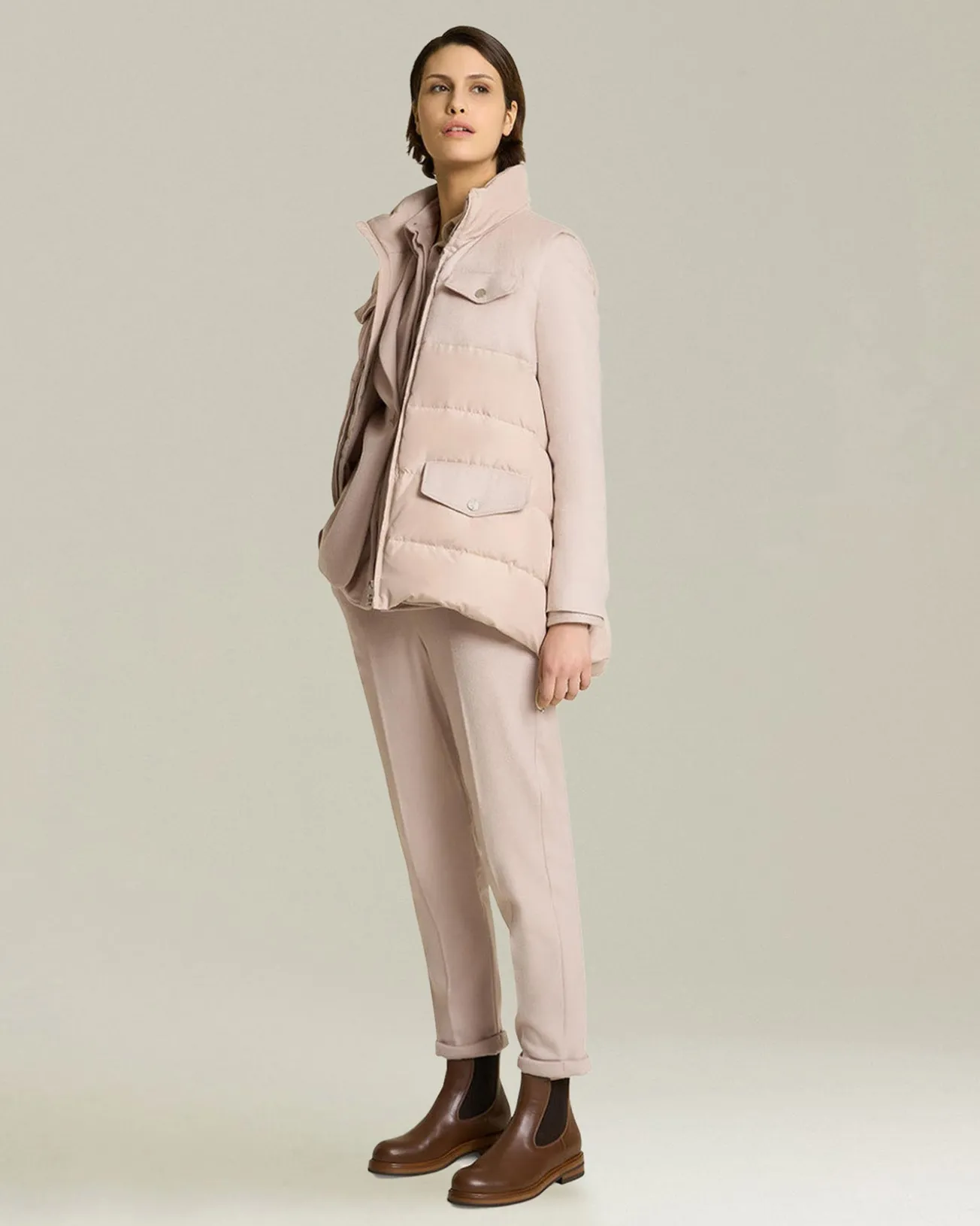 Pantalone joggers donna in cashmere color cipria