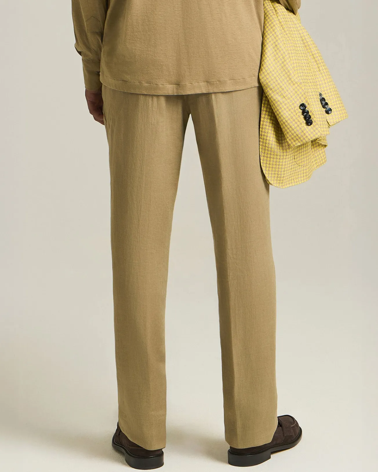 PANTALONI COMFORT-FIT IN LINO